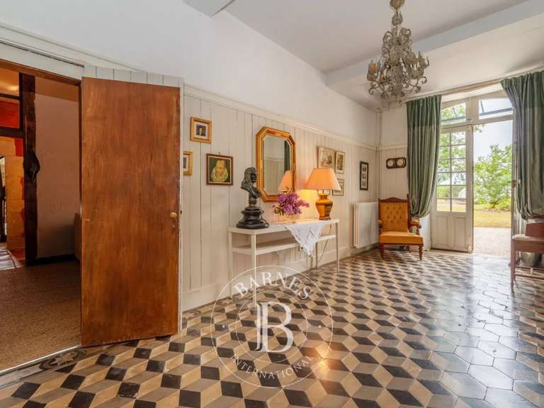 Château Saint-Sever - 12 chambres - 550m²