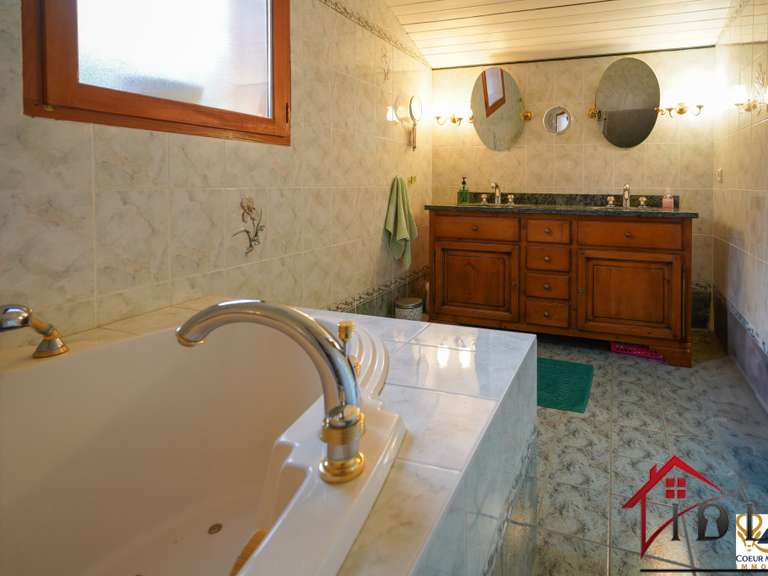 Maison Saint-Sigismond - 3 chambres - 168m²