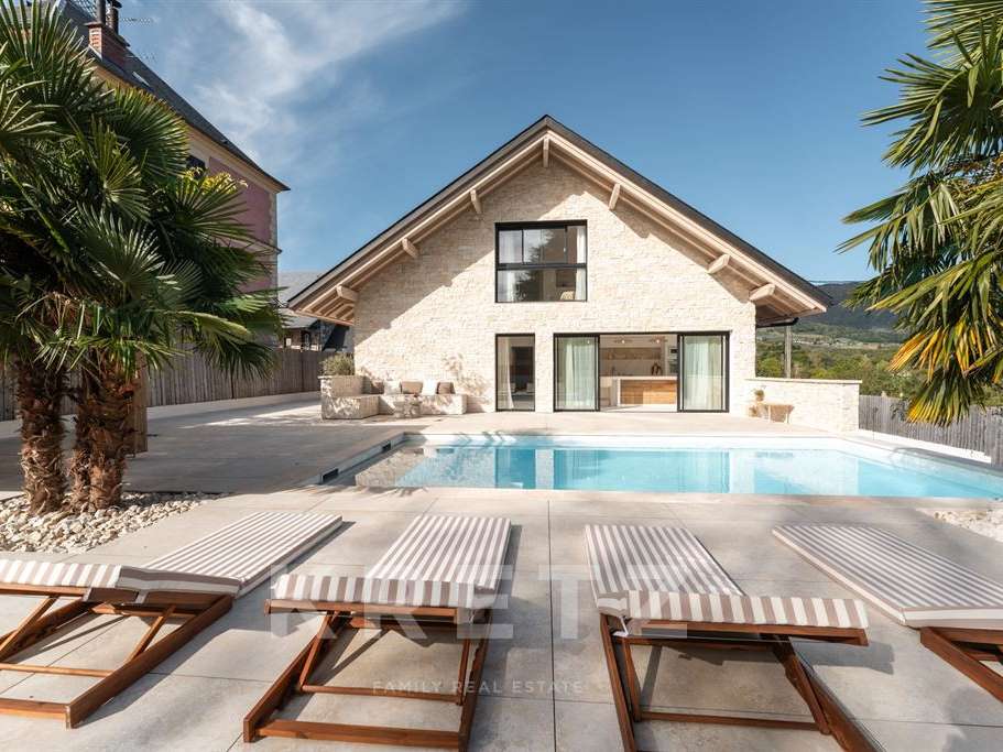 Maison Saint-Sulpice