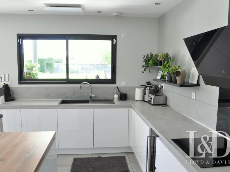 Maison Saint-Sulpice - 4 chambres - 178m²