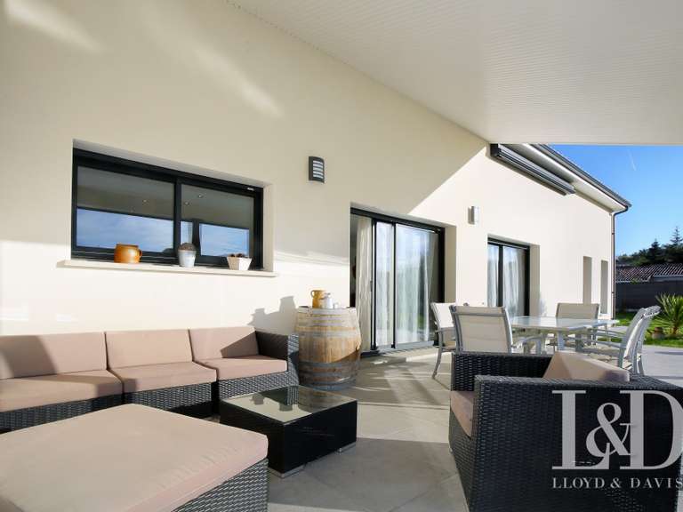 Maison Saint-Sulpice - 4 chambres - 178m²