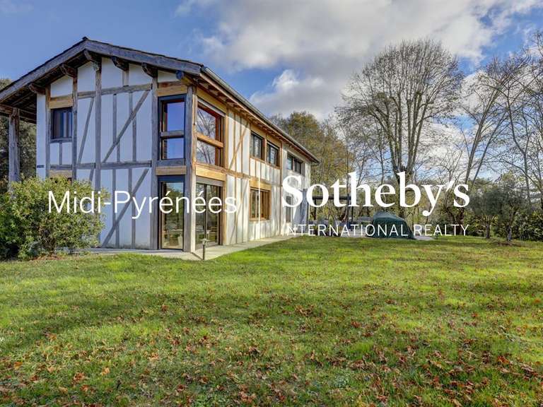 Maison Saint-Sulpice - 3 chambres - 186m²