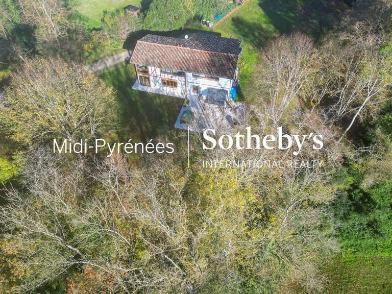 Maison Saint-Sulpice - 3 chambres - 186m²