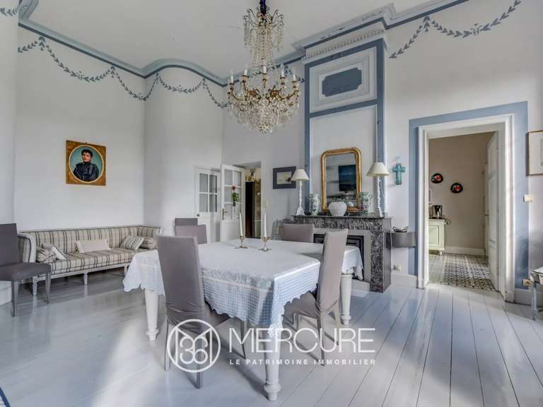 Propriété Saint-Sulpice - 6 chambres - 448m²