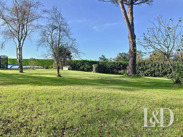 Maison Saint-Sulpice-de-Royan - 4 chambres - 252m²