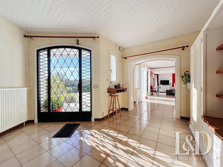 Maison Saint-Sulpice-de-Royan - 4 chambres - 252m²
