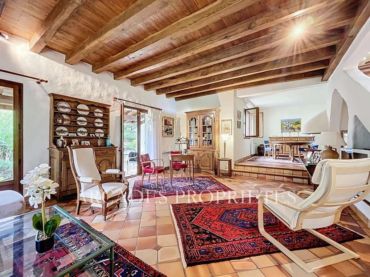 Maison Saint-Sulpice-et-Cameyrac