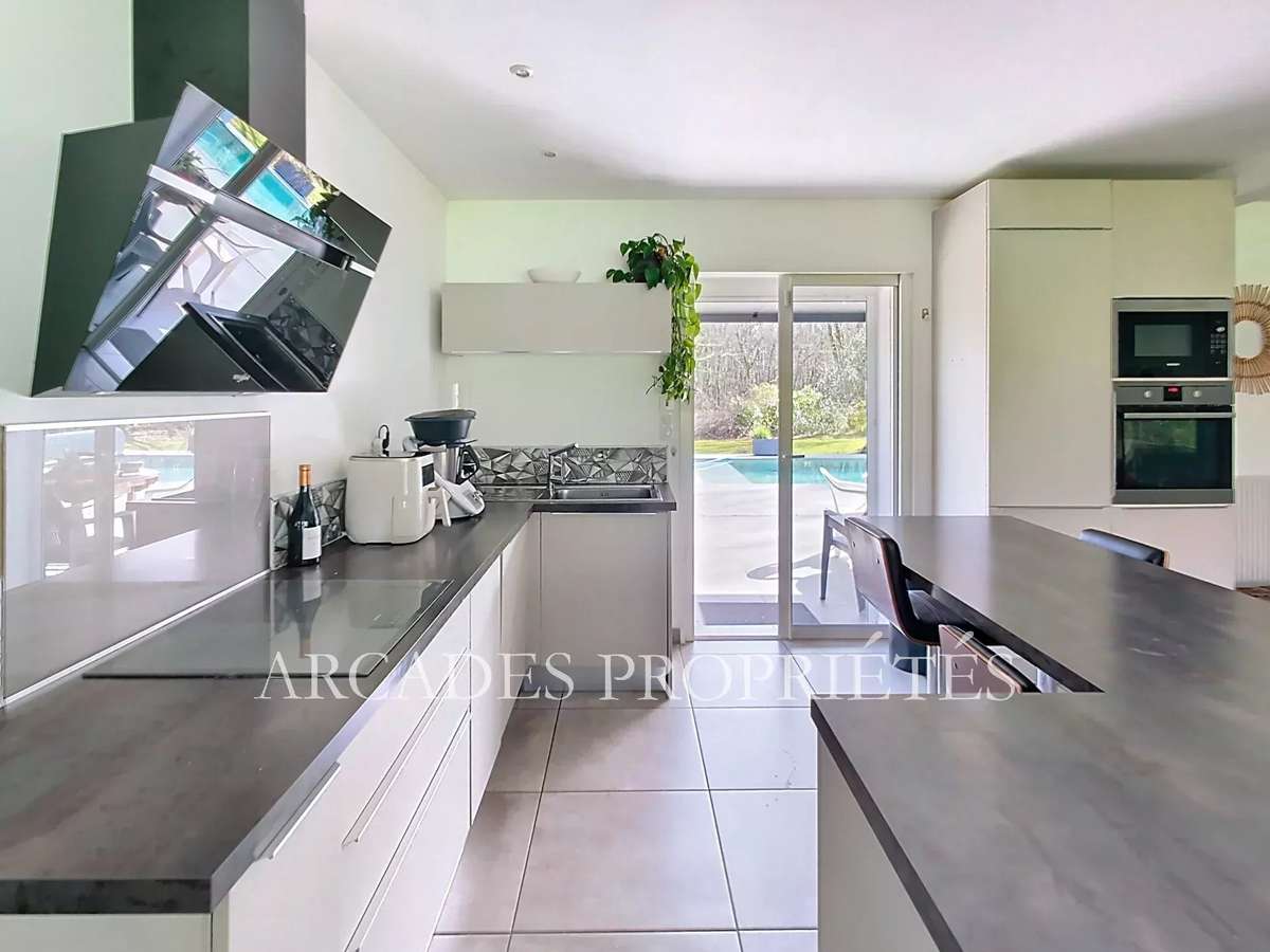 Maison Saint-Sulpice-et-Cameyrac