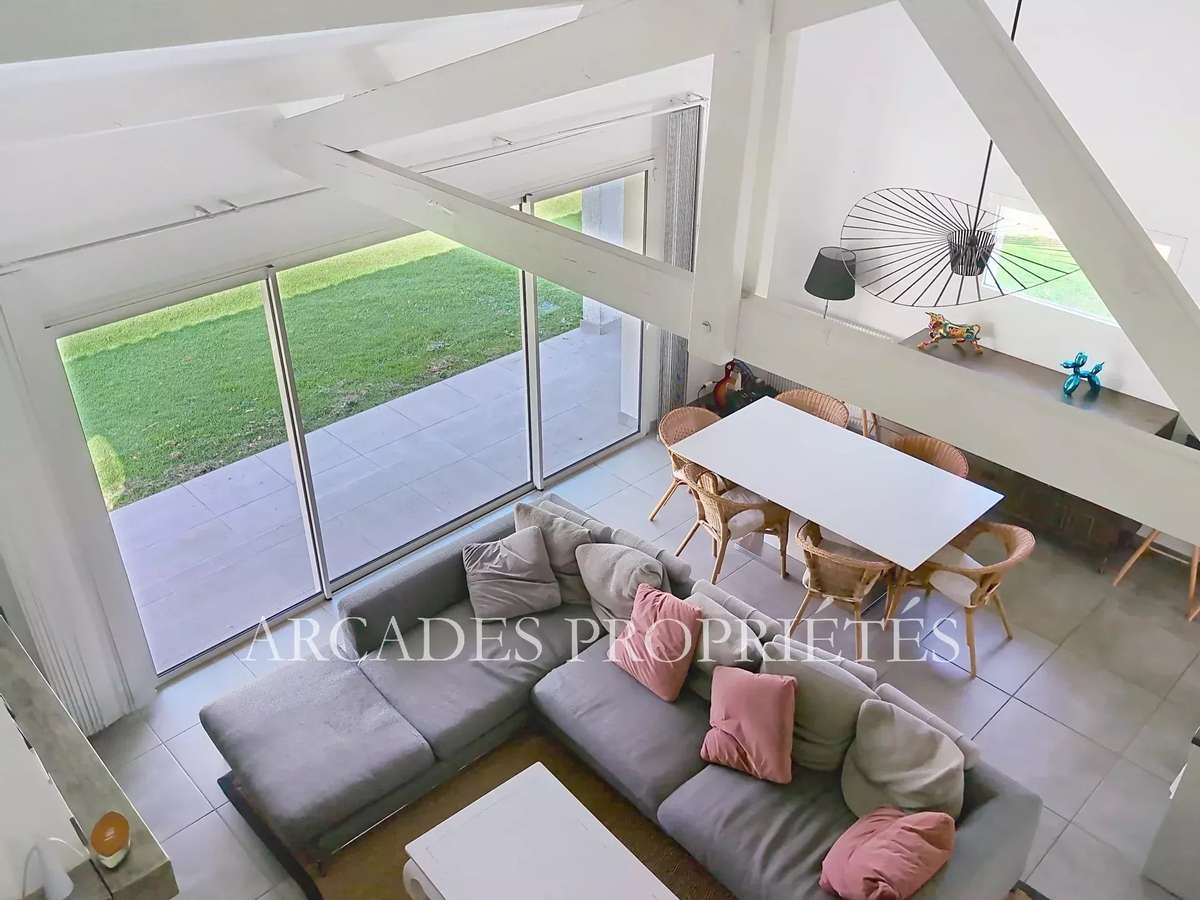 Maison Saint-Sulpice-et-Cameyrac