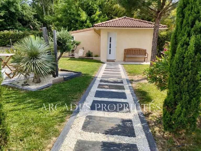 Maison Saint-Sulpice-et-Cameyrac - 3 chambres - 283m²