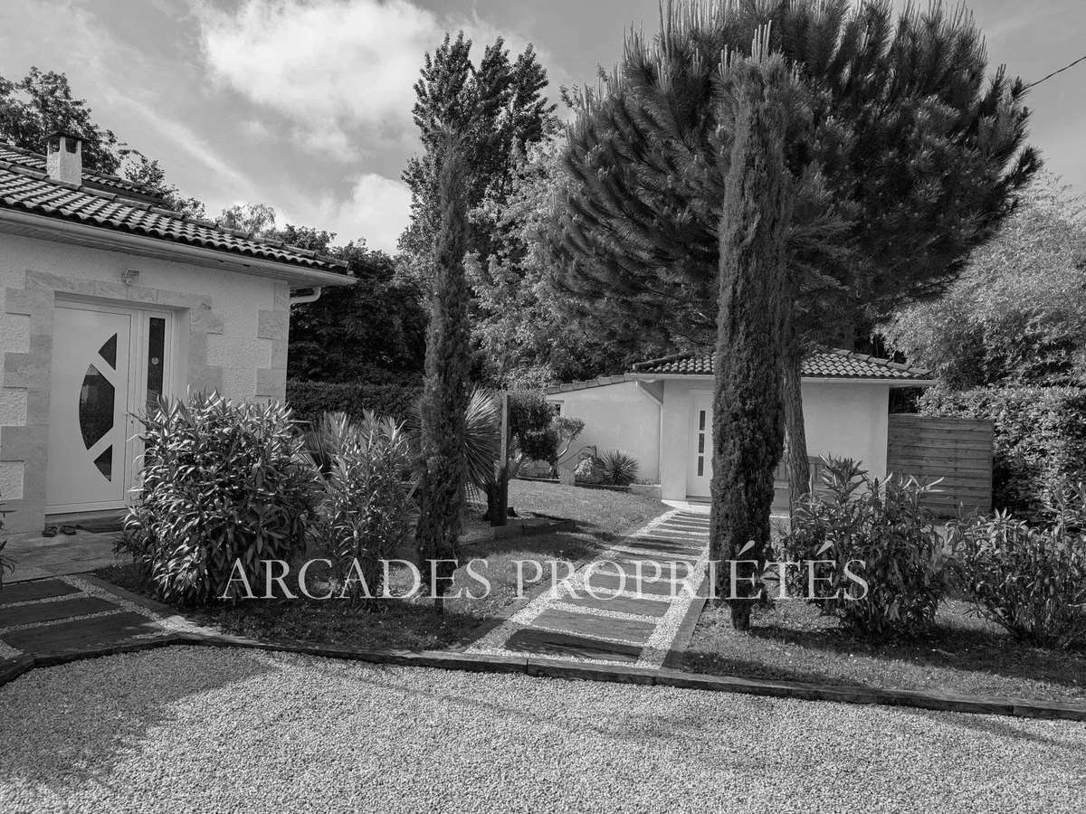 Maison Saint-Sulpice-et-Cameyrac