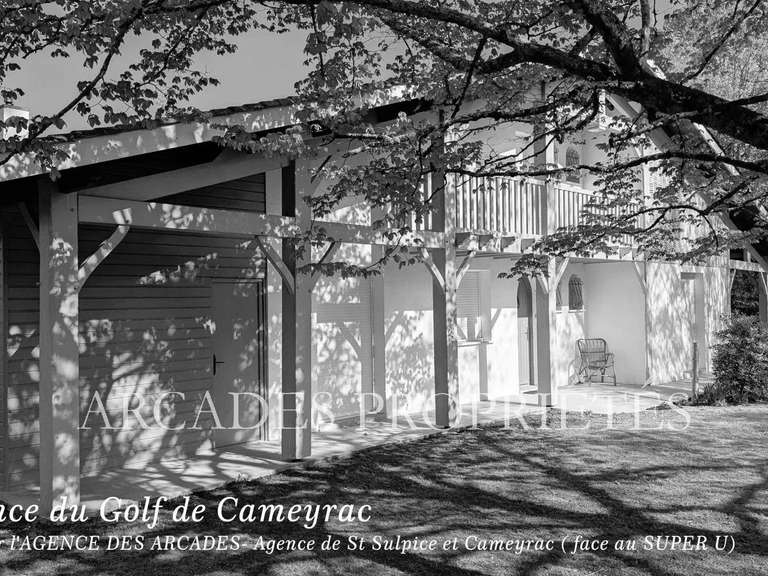 Maison Saint-Sulpice-et-Cameyrac - 4 chambres - 209m²