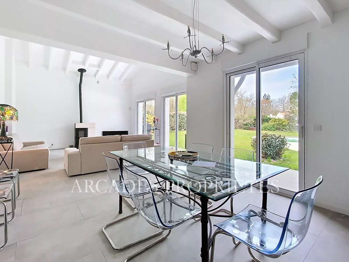 Maison Saint-Sulpice-et-Cameyrac