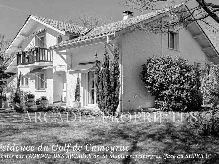 Maison Saint-Sulpice-et-Cameyrac - 4 chambres - 194m²