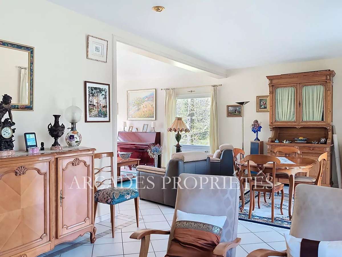 Maison Saint-Sulpice-et-Cameyrac