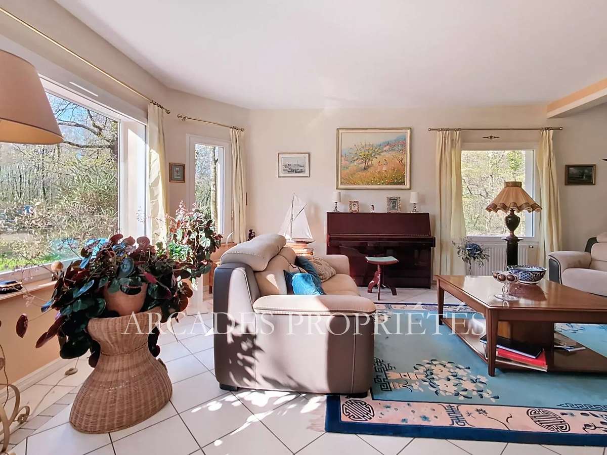 Maison Saint-Sulpice-et-Cameyrac