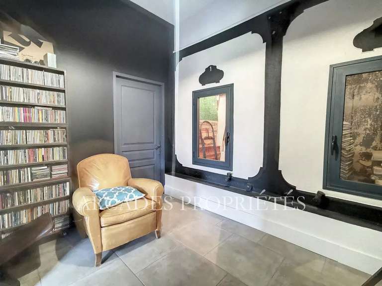 Maison Saint-Sulpice-et-Cameyrac - 8 chambres - 440m²