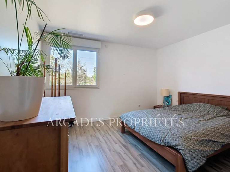 Villa Saint-Sulpice-et-Cameyrac - 4 chambres - 5000m²