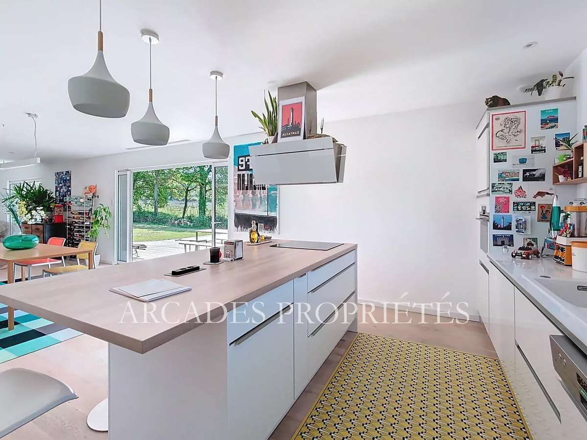 Villa Saint-Sulpice-et-Cameyrac