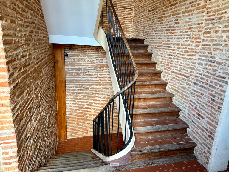 Maison Saint-Sulpice-sur-Lèze - 740m²