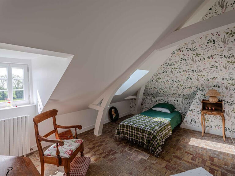 House Saint-Sylvestre-de-Cormeilles - 6 bedrooms - 200m²