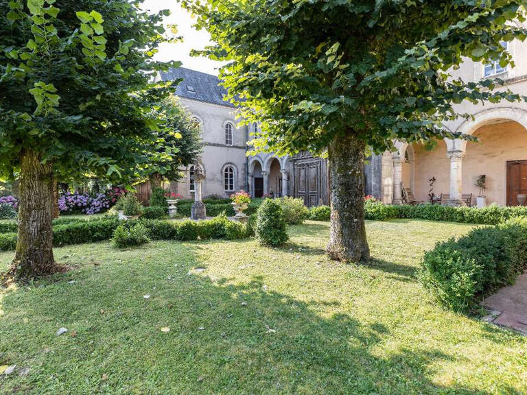 Propriété Saint-Symphorien - 10 chambres