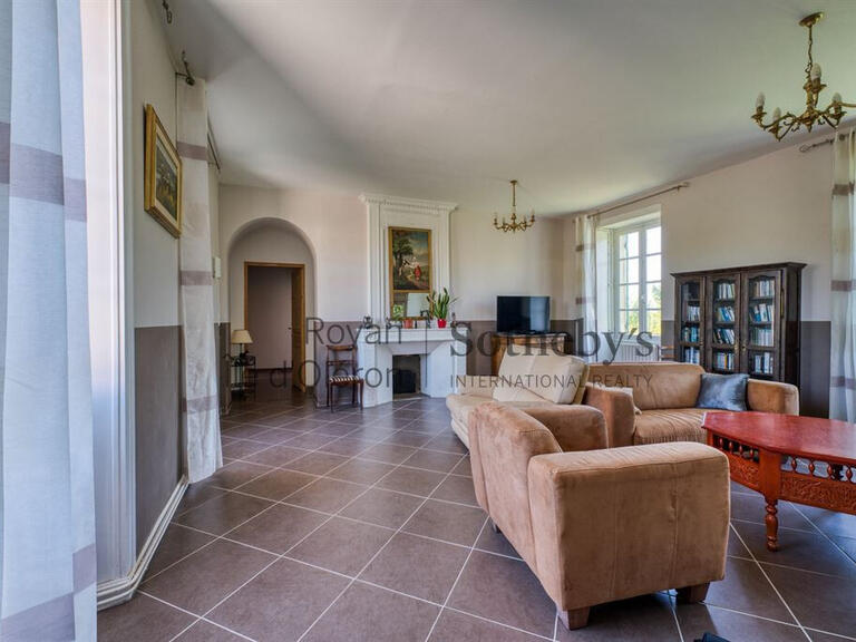 Maison Saint-Thomas-de-Conac - 9 chambres - 458m²