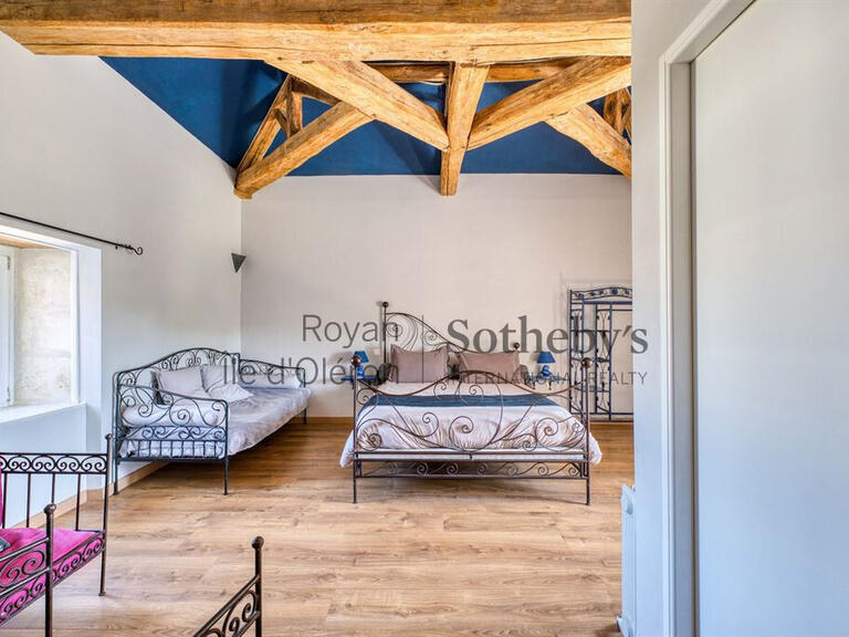 Maison Saint-Thomas-de-Conac - 9 chambres - 458m²