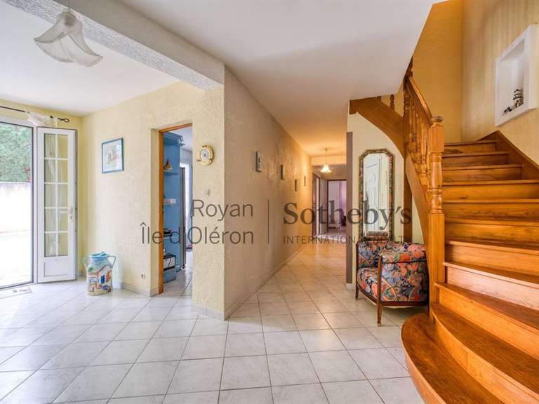 Maison Saint-Trojan-les-Bains - 3 chambres - 150m²