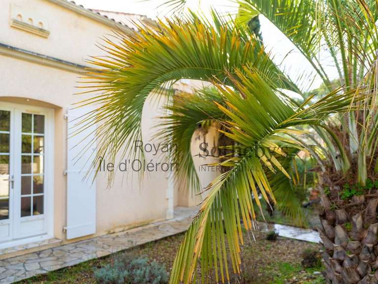 Maison Saint-Trojan-les-Bains - 3 chambres - 150m²