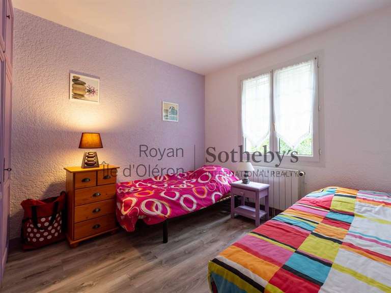 Maison Saint-Trojan-les-Bains - 3 chambres - 150m²