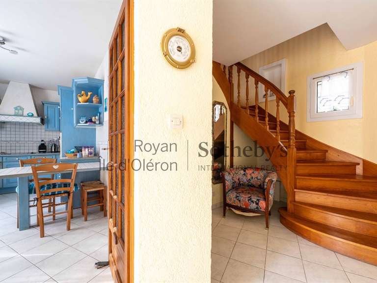 Maison Saint-Trojan-les-Bains - 3 chambres - 150m²