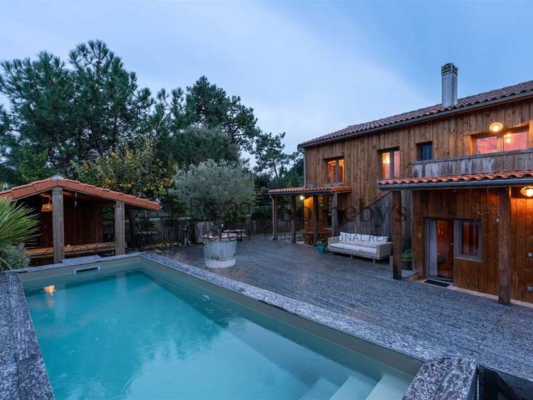 Maison Saint-Trojan-les-Bains - 3 chambres - 150m²