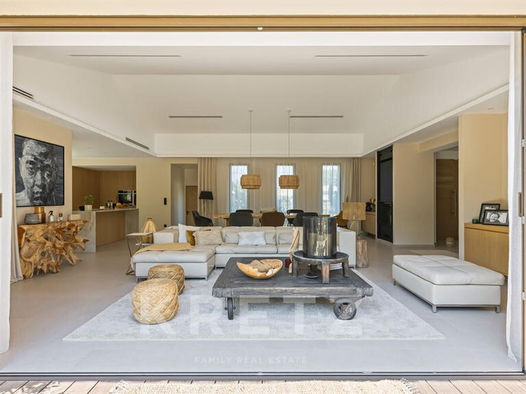 Maison Saint-Tropez - 5 chambres - 237m²