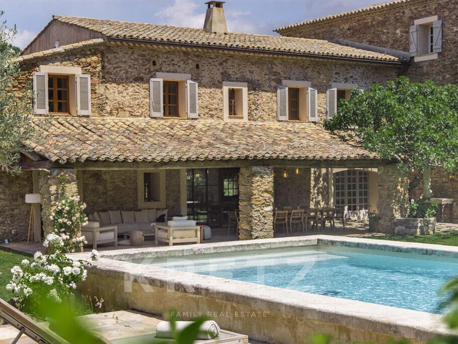 House Saint-Tropez