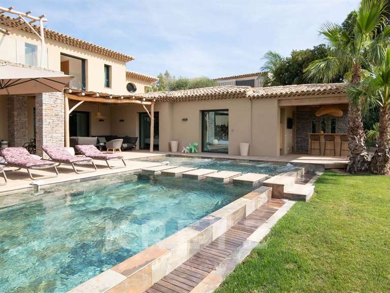 Maison Saint-Tropez - 5 chambres - 400m²