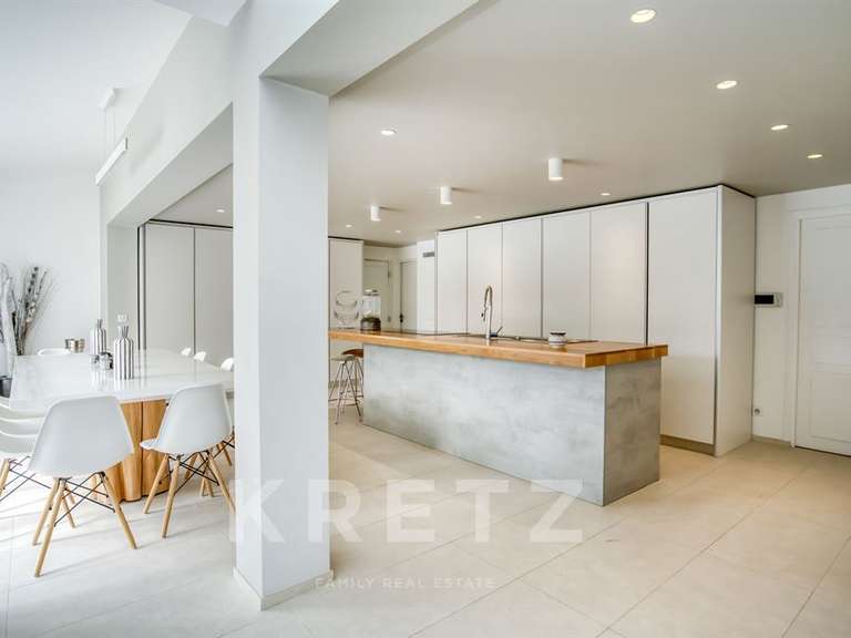 House Saint-Tropez - 4 bedrooms - 235m²