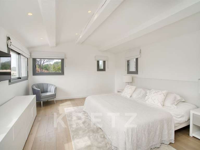 House Saint-Tropez - 4 bedrooms - 235m²