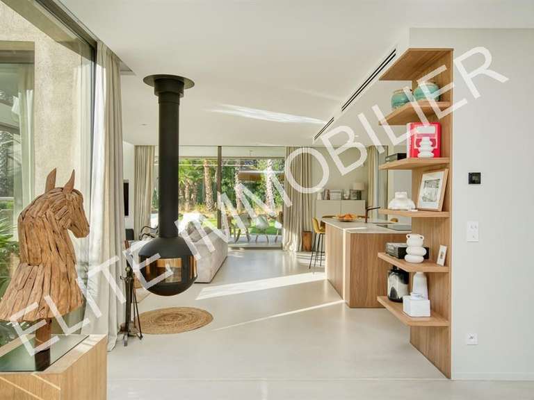 Maison Saint-Tropez - 7 chambres - 390m²