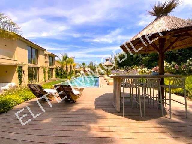 Maison Saint-Tropez - 7 chambres - 390m²