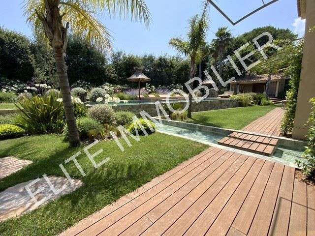 Maison Saint-Tropez - 7 chambres - 390m²