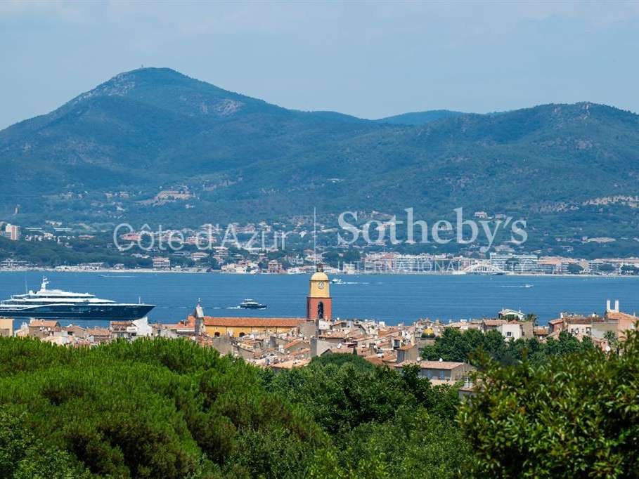 House Saint-Tropez