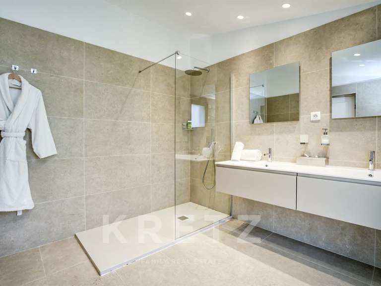 House Saint-Tropez - 4 bedrooms - 250m²