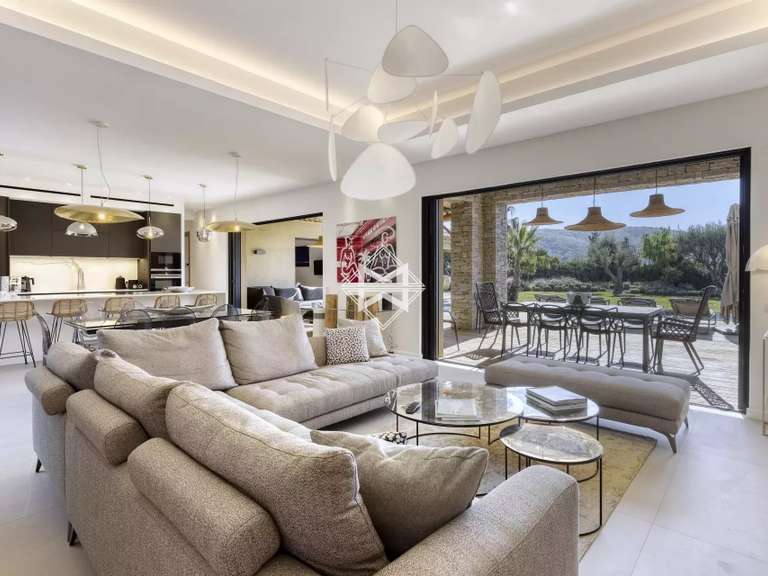 Maison Saint-Tropez - 5 chambres - 300m²