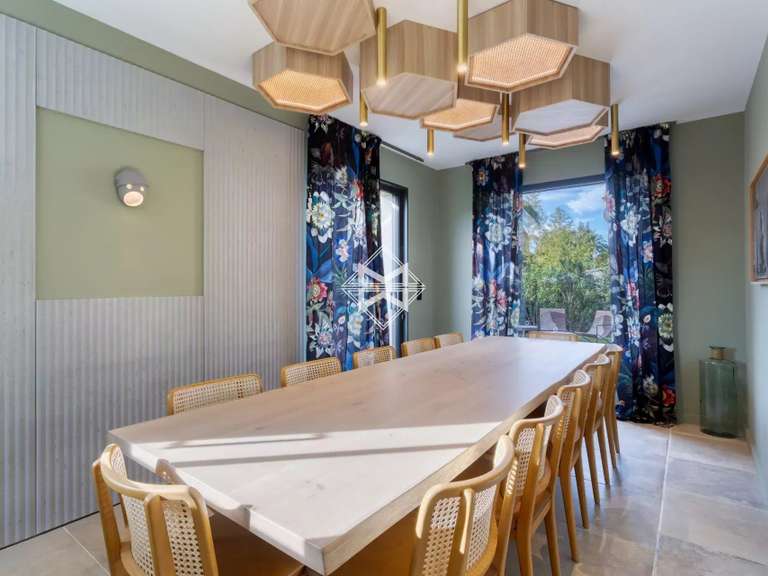 Maison Saint-Tropez - 6 chambres - 290m²