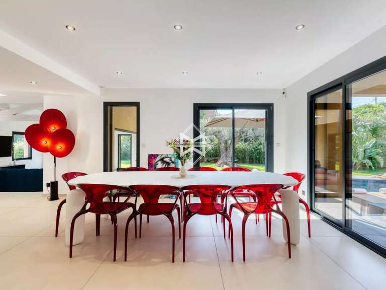 Maison Saint-Tropez - 5 chambres - 255m²