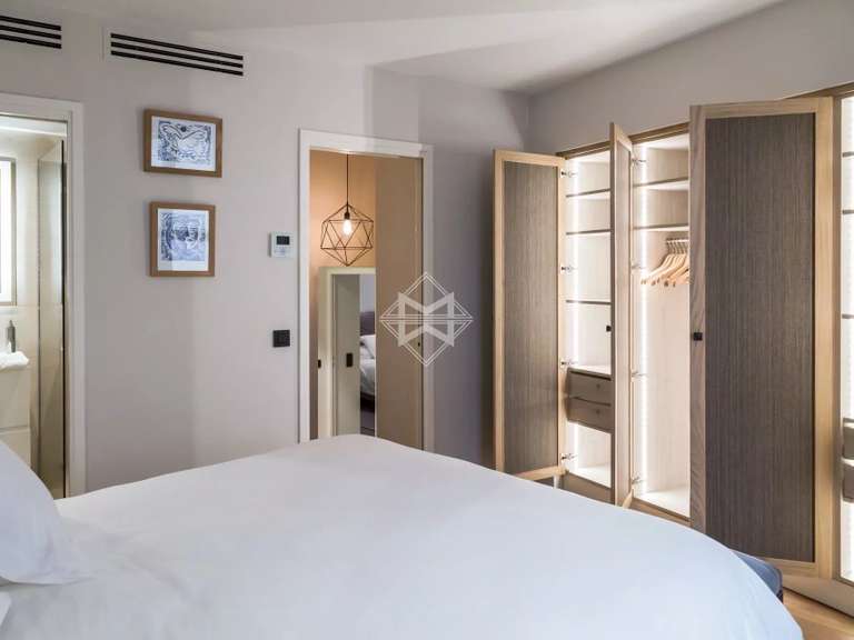 House Saint-Tropez - 5 bedrooms - 320m²