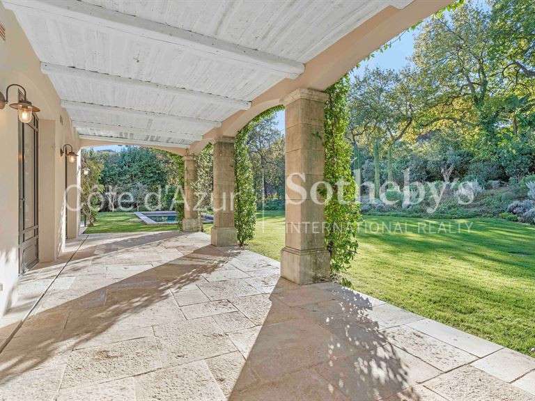 Maison Saint-Tropez - 9 chambres - 575m²