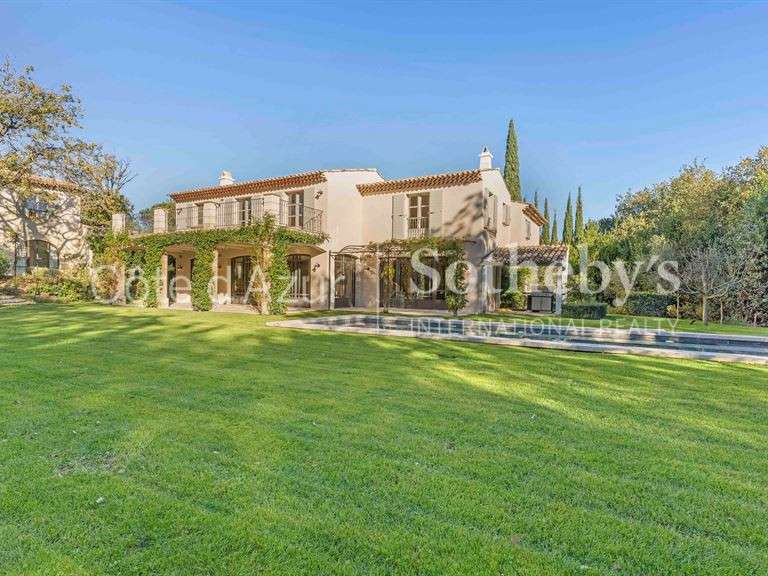 Maison Saint-Tropez - 9 chambres - 575m²