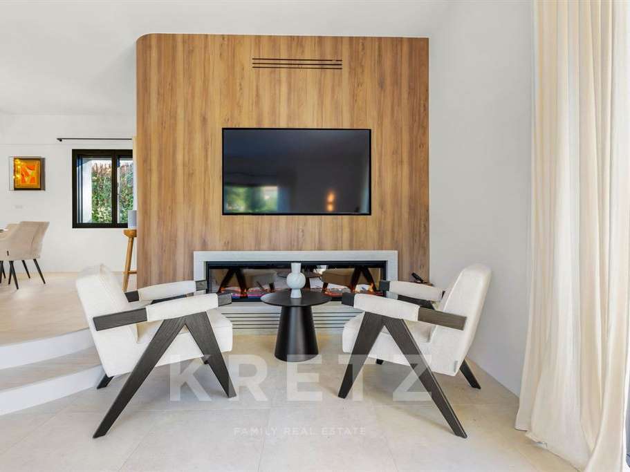 House Saint-Tropez